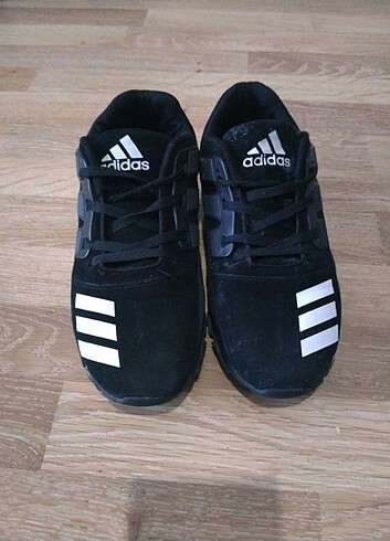 Orjinal Adidas erkek spor ayakkabı 