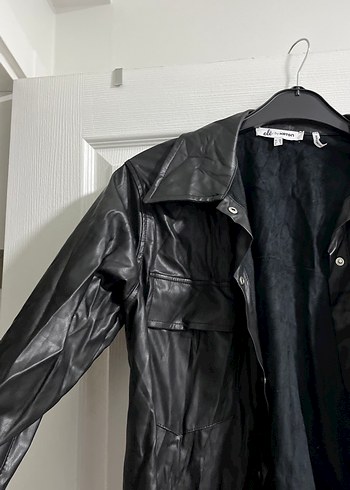Siyah Deri Kadın Ceket Düğmeli - Görsel 3