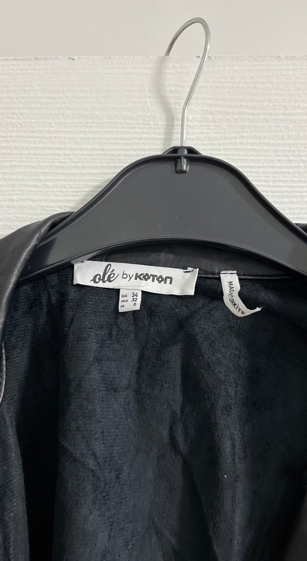 Siyah Deri Kadın Ceket Düğmeli - Görsel 2