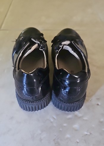 31 Beden siyah Renk Kız Çocuk Siyah Deri Rugan Bağcıklı Goth Ayakkabı