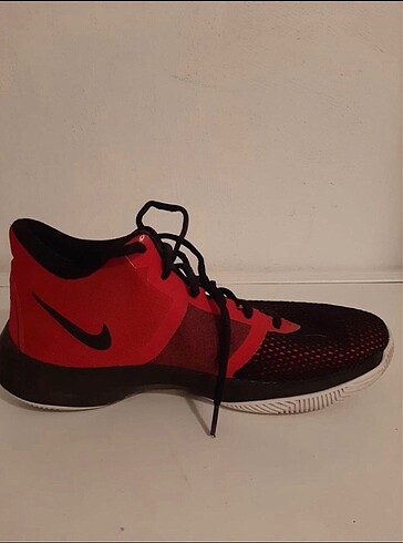 42.5 Beden kırmızı Renk Basketbol ayakkabısı