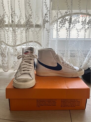 Nike blazer