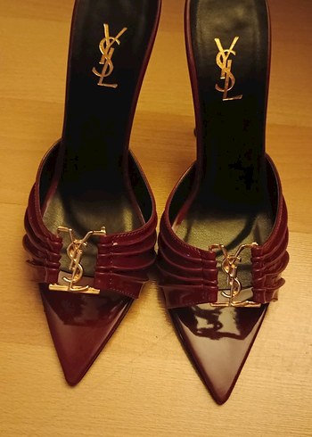 Bordo Rugan Yılan Desenli Tokalı Stiletto