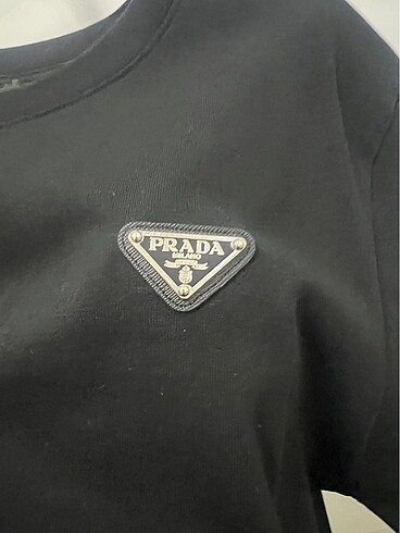 l Beden Prada tshirt
