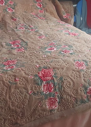 Pastel Pembe Desenli Yatak Örtüsü - Görsel 4