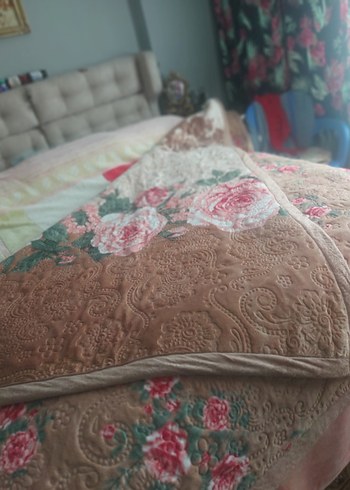 Pastel Pembe Desenli Yatak Örtüsü - Görsel 6