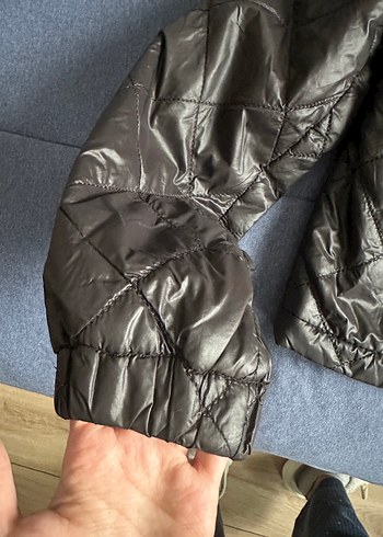 H&M kapüşonlu yağmurluk - Görsel 6