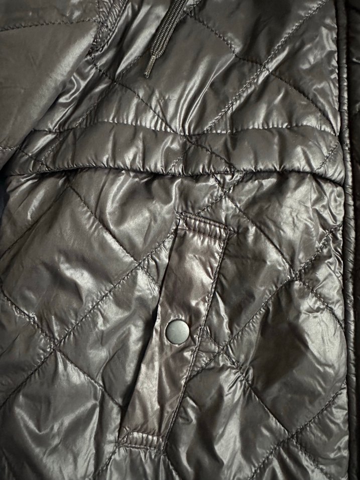 H&M kapüşonlu yağmurluk - Görsel 3