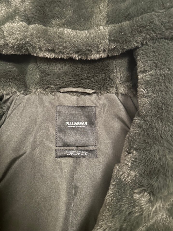 Koyu haki pull&bear tüylü mont - Görsel 4