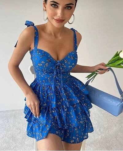 Bershka Mavi çiçekli kat kat yazlık elbise