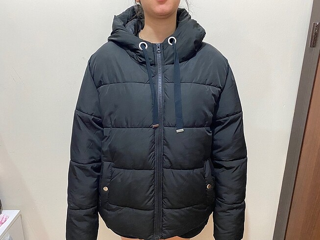 xl Beden siyah Renk Siyah şişme mont