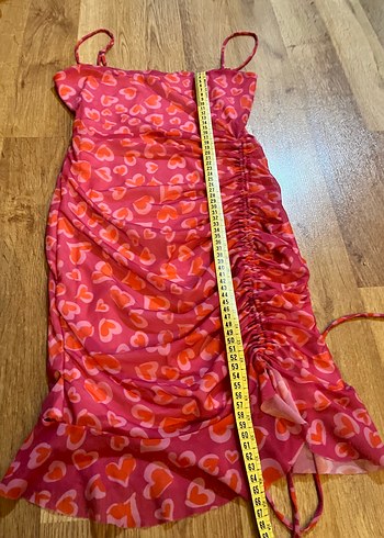 Pembe Kalp Desenli Drapeli Uzun Elbise - Görsel 2