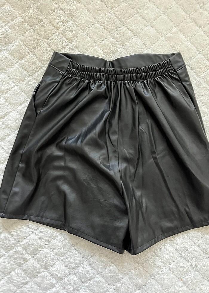 Siyah L beden şort etek suni deri - Görsel 4