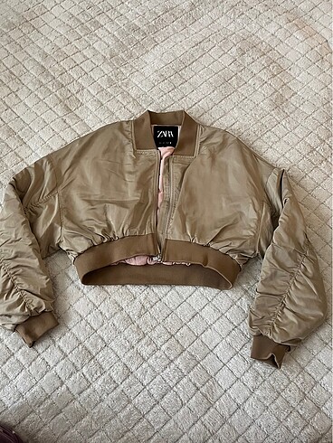Zara /bomber Mont