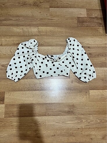 Krem Crop S Bershka