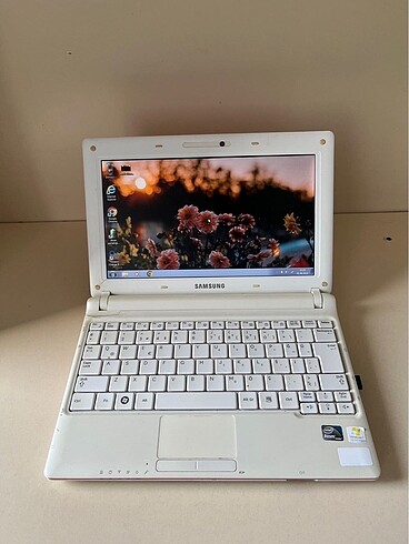 Samsung Dizüstü Bilgisayar Mini Notebook