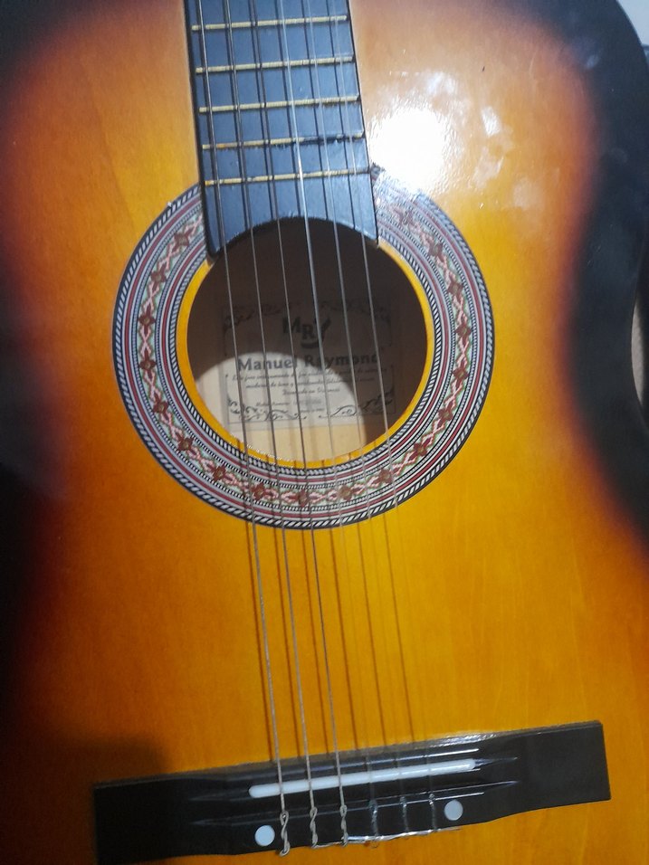 Klasik Kahverengi Gitar - Görsel 4