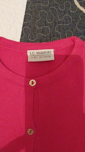 LC Waikiki 9 yaş kazak temiz