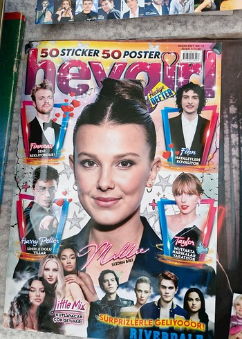 Beden Renk Heygirl dergisi ve çıkartma setleri