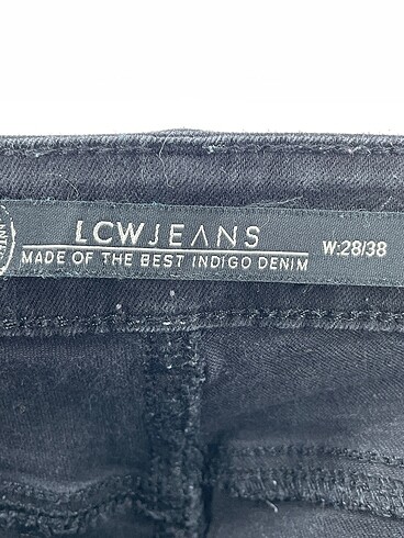28 Beden siyah Renk LC Waikiki Jean / Kot %70 İndirimli.