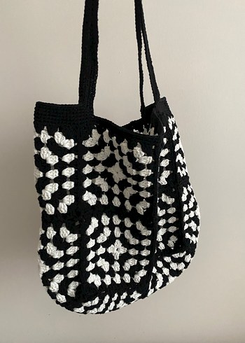Siyah Beyaz Örgü Kadın Çanta - Görsel 2