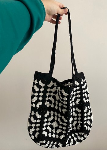 Siyah Beyaz Örgü Kadın Çanta - Görsel 3