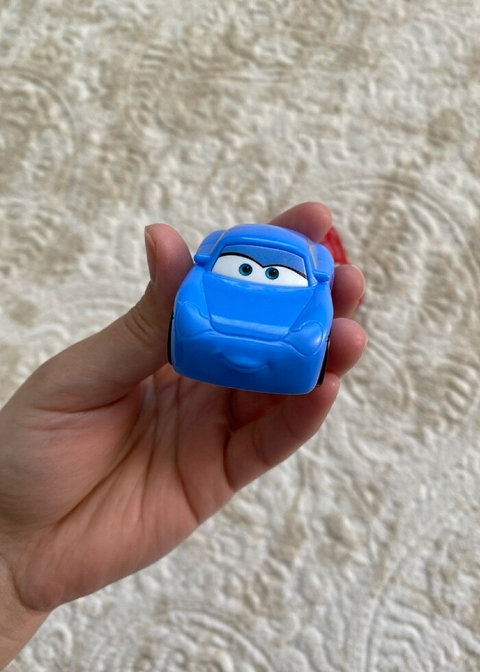 Disney Şimşek macqueen ve sally araba - Görsel 4