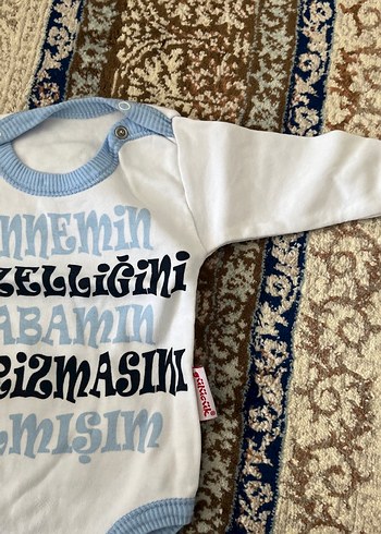 Baskılı Kahverengi Gri Bebek Önlüğü - Görsel 4