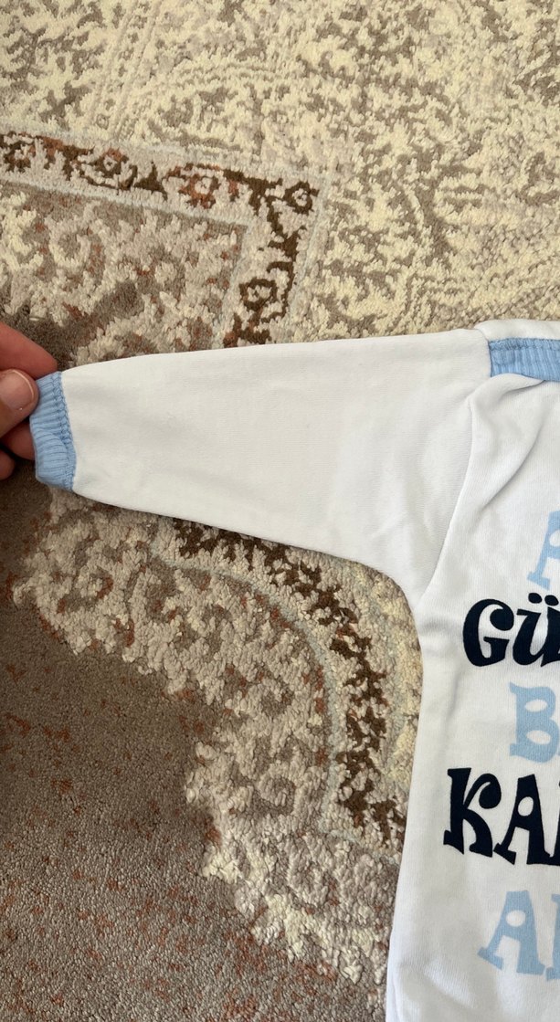 Baskılı Kahverengi Gri Bebek Önlüğü - Görsel 2