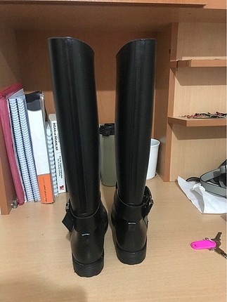 37 Beden yağmur cizmesi