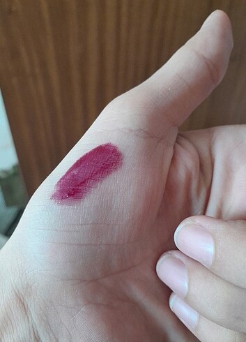 Farmasi LIP GLOSS PARLATICI 