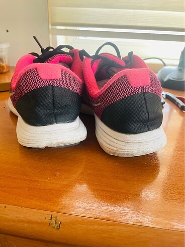 38,5 Beden Orjınal spor Nike