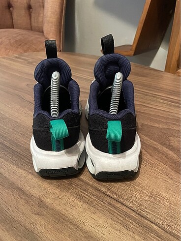 35 Beden lacivert Renk Orjınal Nike airmax