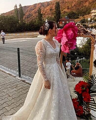 Sünnet annesi gelinlik