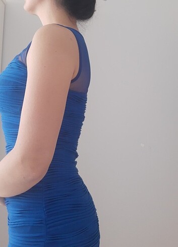 Kısa saks mavi elbise