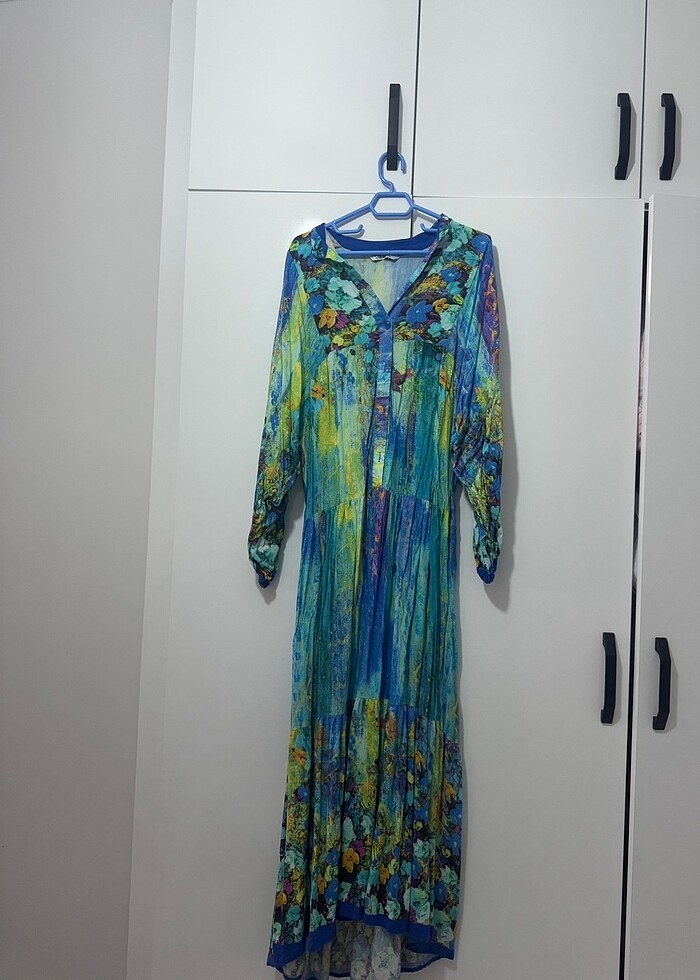 Çiçekli elbise - Görsel 3