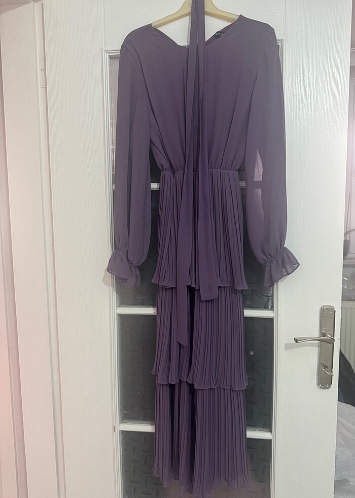 Lila fırfırlı elbise - Görsel 3