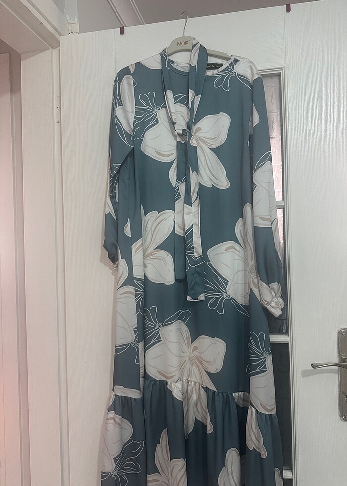 Çiçekli elbise - Görsel 5