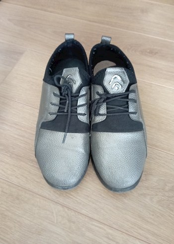 Gri Dolgu Topuklu Bağcıklı Kadın Spor Ayakkabı