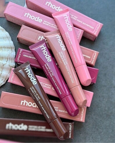 Rhode skin lip tint