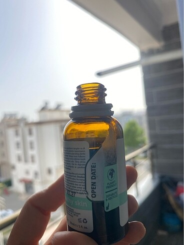 Diğer purest Solutions Niacinamide Serum