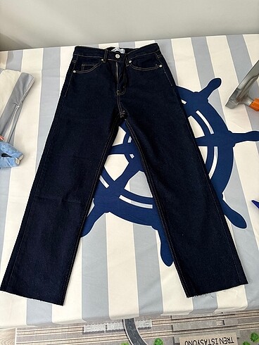 ZARA Boy Fit Jean