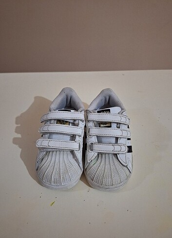 Adidas süperstar