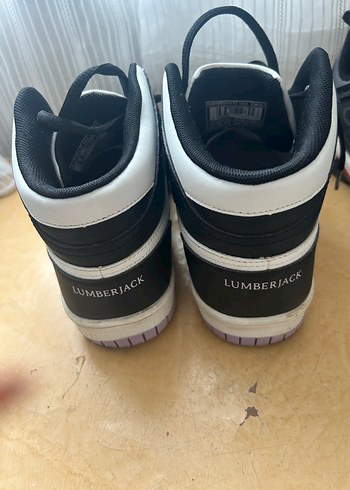 Beyaz Siyah Bağcıklı Basketbol Ayakkabısı - Görsel 3