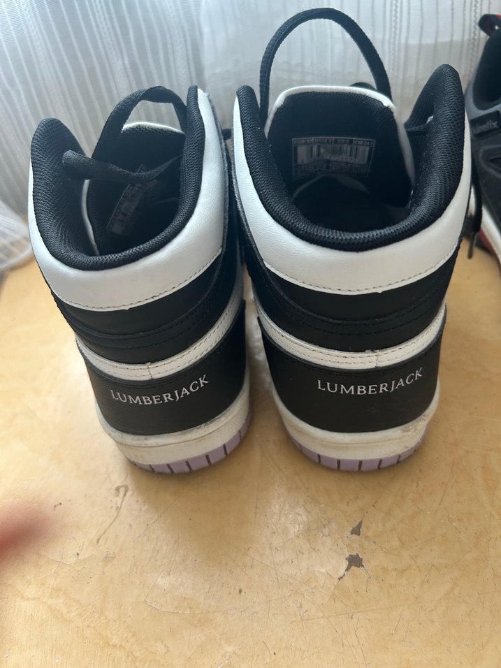 Beyaz Siyah Bağcıklı Basketbol Ayakkabısı - Görsel 3