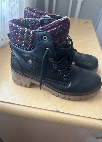 Koyu Siyah Desenli Kadın Dolgu Topuklu Bot - Görsel 4