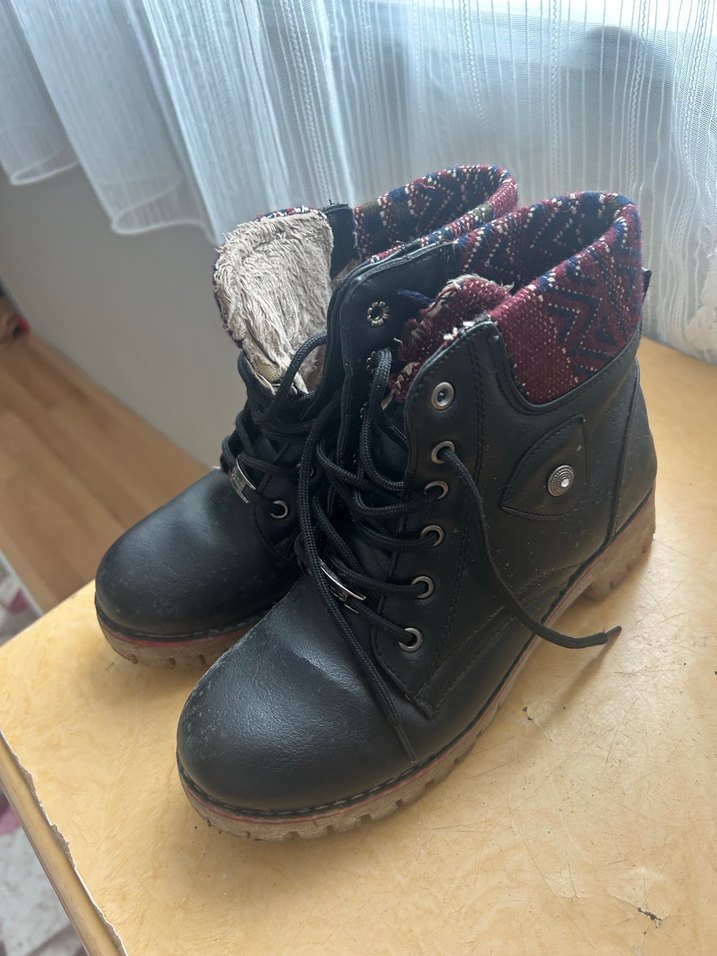 Koyu Siyah Desenli Kadın Dolgu Topuklu Bot - Görsel 3