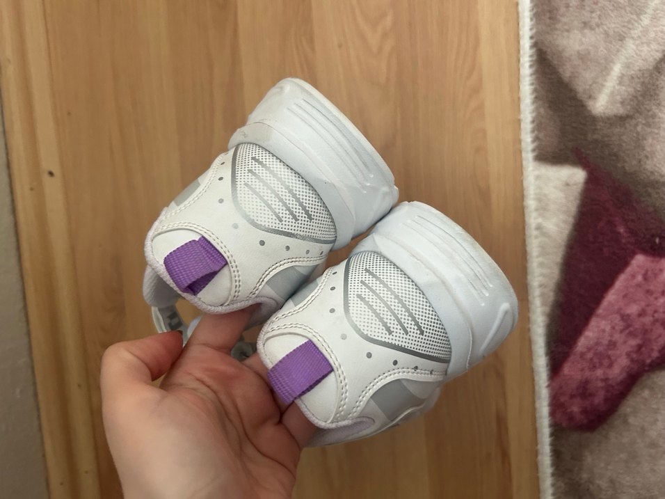 Kız Çocuk Beyaz Spor Ayakkabı Velcro - Görsel 4