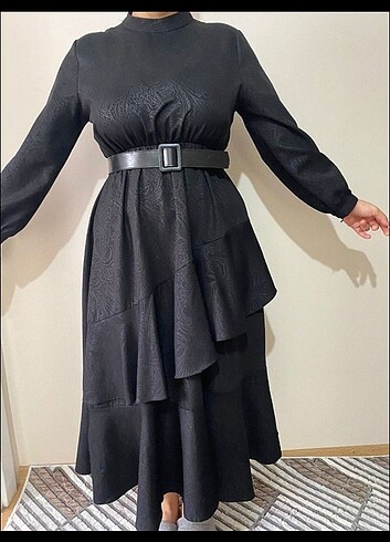 Pınar Şems Jakar tesettür elbise