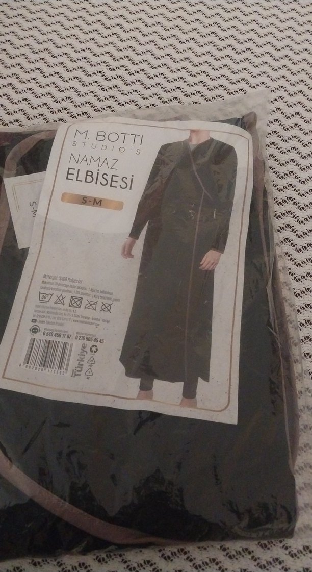 siyah biyeli Uzun Kuşaklı Namaz Elbisesi - Görsel 2